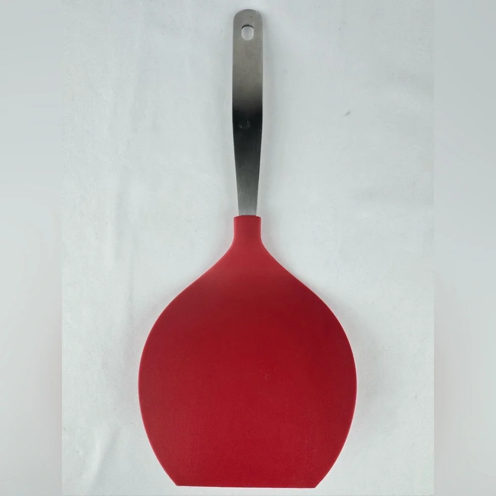 Crate & Barrel Stainless Steel Silicone Omelette and Pancake Turner 11011 6”